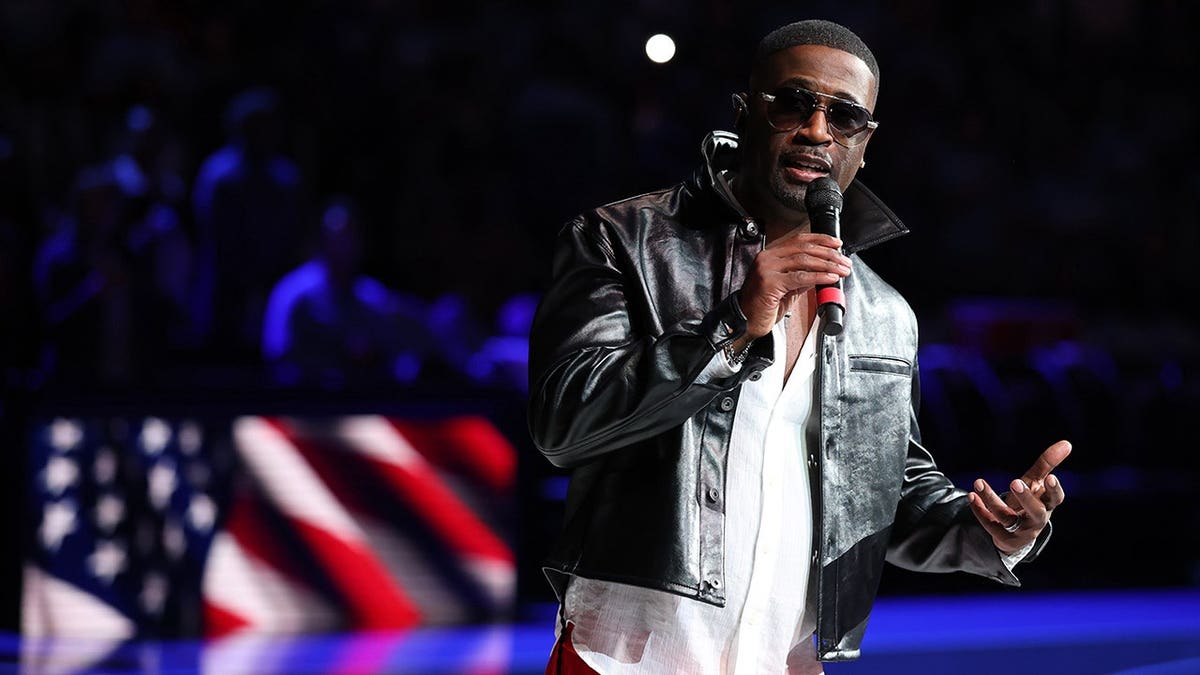Q Parker performs the national anthem at State Farm Arena.