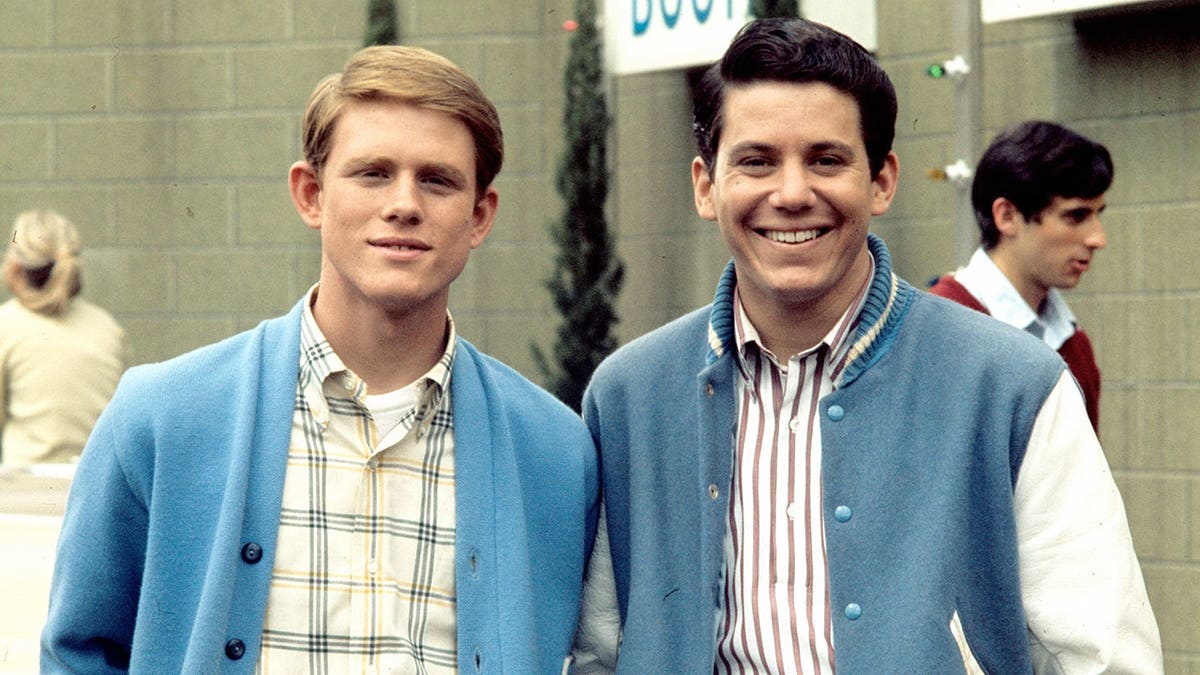 Ron Howard and Anson Williams in a Happy Days Season One promotional image from 1974.