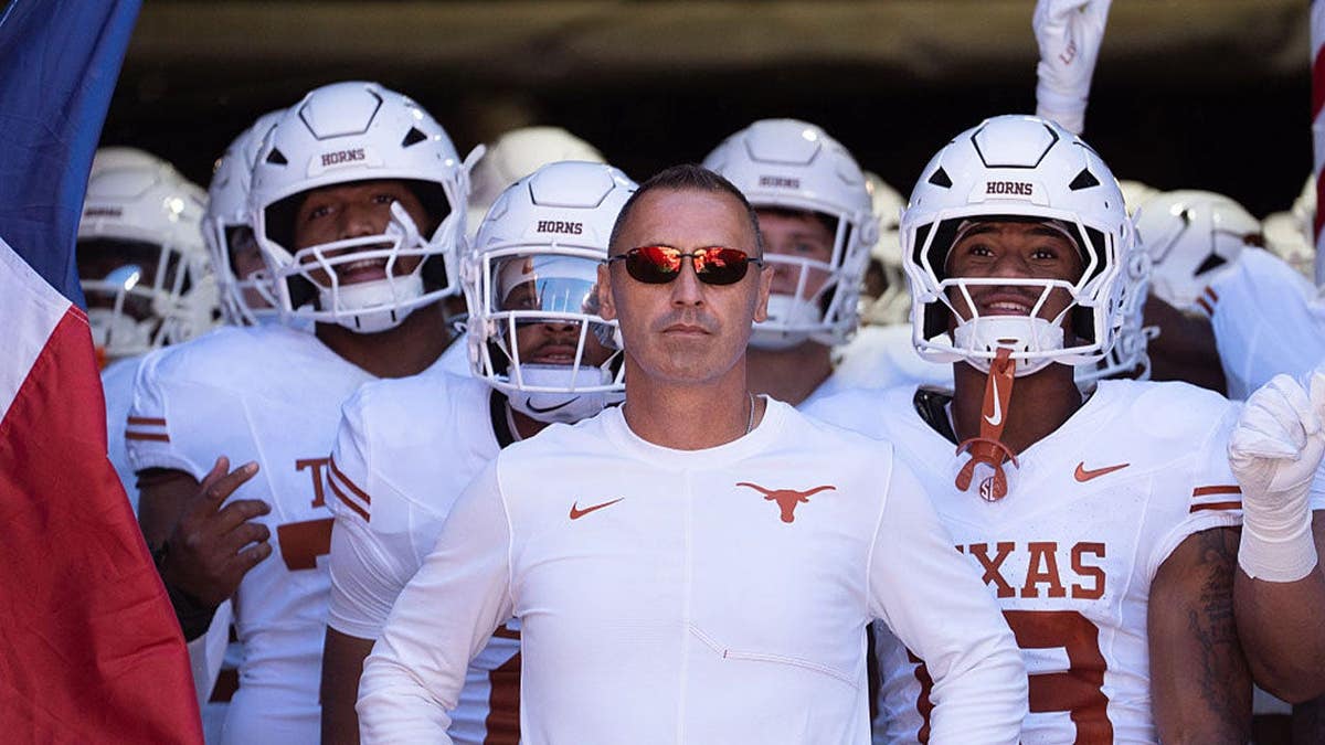 Texas Longhorns head coach Steve Sarkisian