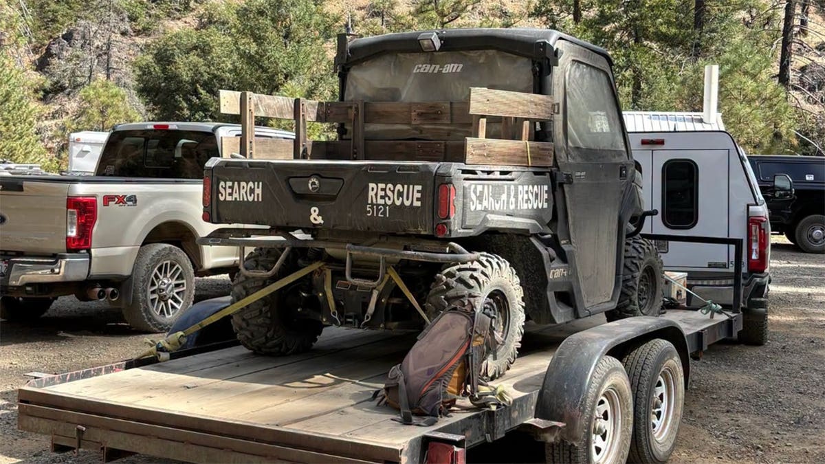 Search and rescue truck