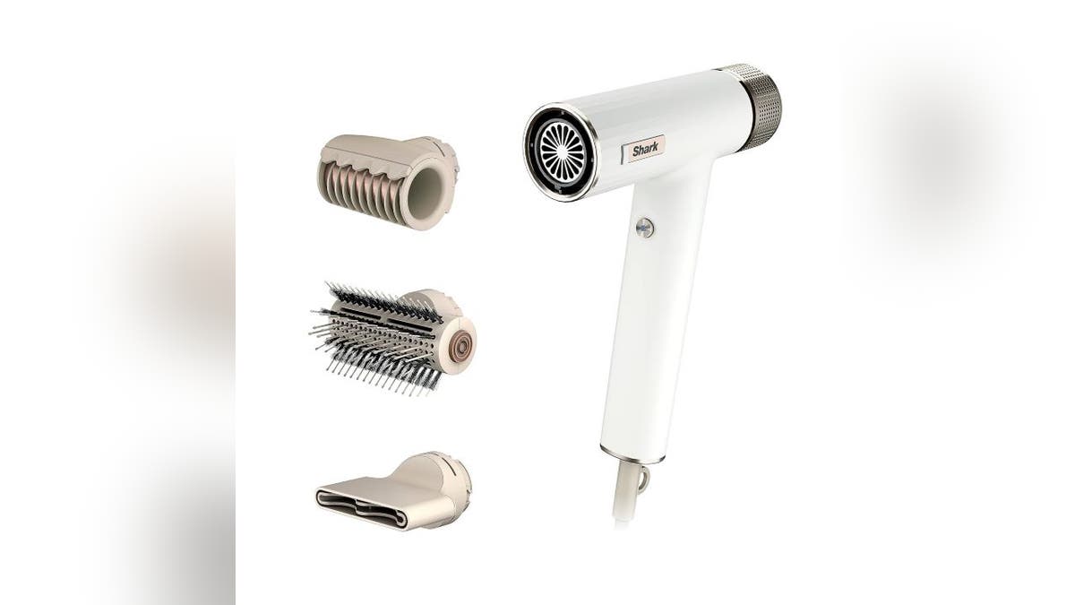 Style your hair quickly with multiple attachments.