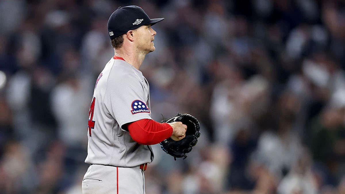 Sonny Gray reacts after giving up a solo home run at Yankee Stadium.