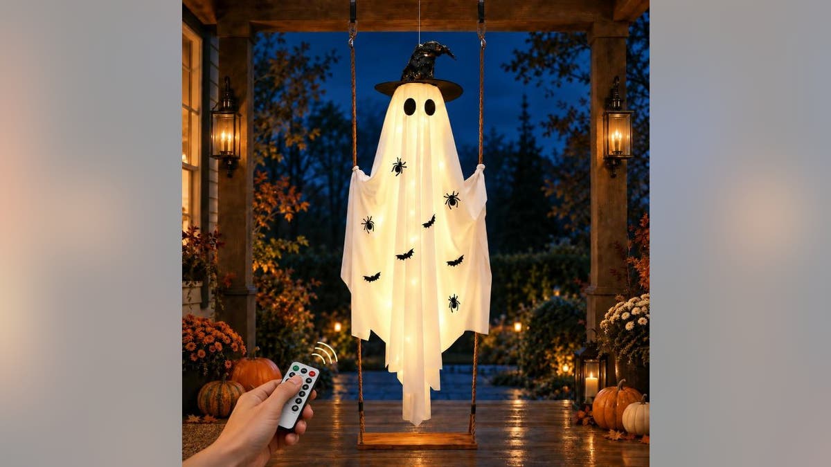 Control this adorable ghost with the included remote.