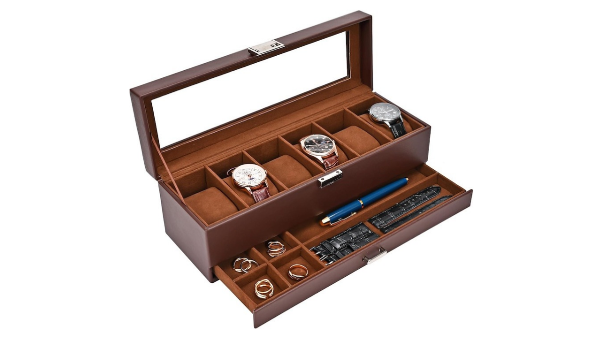 Fit six watches with a dial size up to 50 mm.