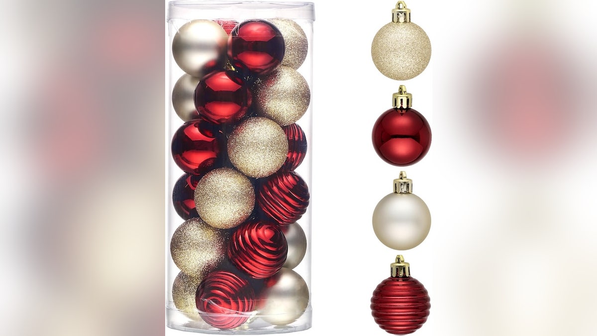 Fill in the gaps on your tree with these balls.