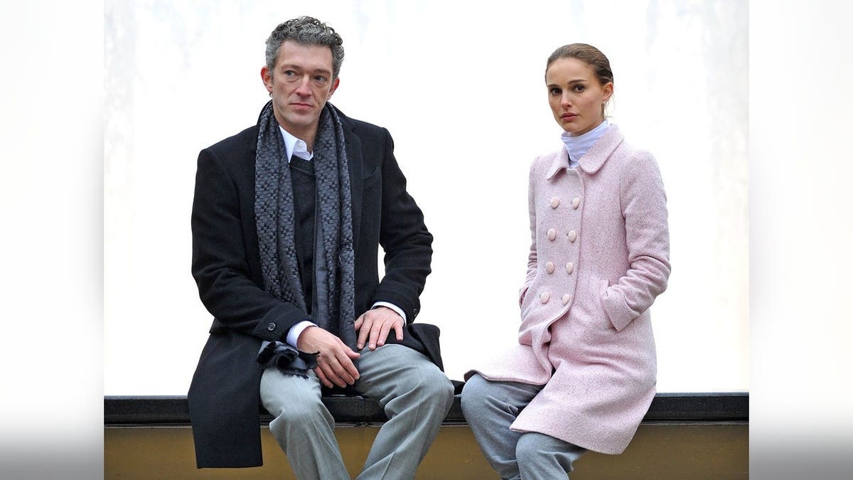 Vincent Cassel and Natalie Portman film on a Manhattan street.