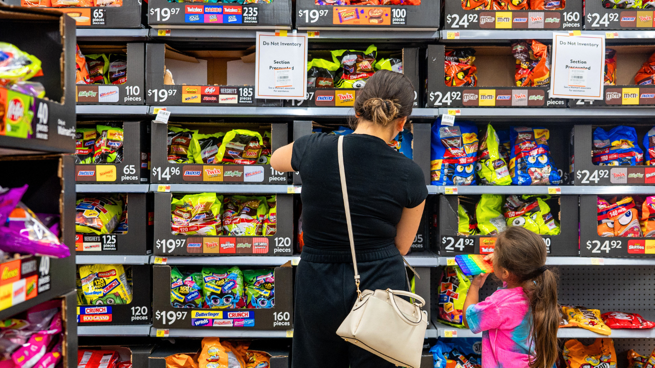 foxnews.com - Amanda Macias - Candy prices surge beyond inflation, but Americans still plan to spend billions on Halloween staples