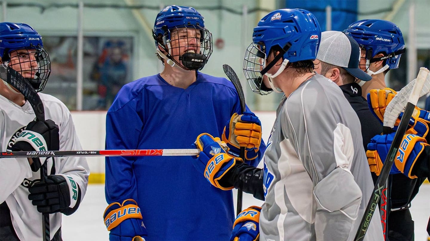 UNH retires Ryan O’Shea’s No. 5 after death