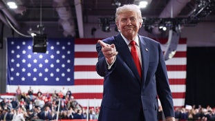 President Donald Trump rallied Syracuse supporters behind Bruce Blakeman's bid to unseat Gov. Kathy Hochul, promising tax cuts and cheaper energy for New York families.