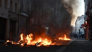 Apuntes de un reportero: Francia se prepara para más disturbios después de que algunas zonas de París se descontrolaran