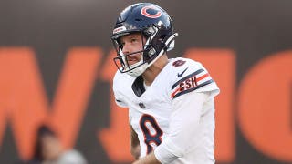 El pateador de los Bears se hace viral tras intentar hacer tropezar al receptor de los Packers que derribó al entrenador de l Chicago s en la banda