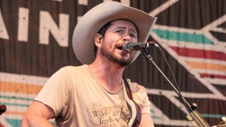 El cantante de música country Shane Smith le da su toque personal a la icónica versión de «Hurt» de Johnny Cash