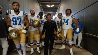 'Burn the boats': UCLA coach's fiery pregame speech before Oregon game was pure Hollywood