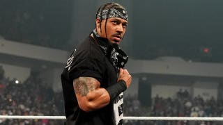 WWECarmelo Hayes lanza un ataque brutal contra Solo Sikoa y se une a la temible facción 946