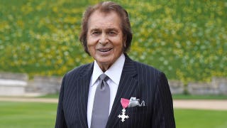 Engelbert Humperdinck says he tied up a nurse during tuberculosis sanatorium stay after painful treatment