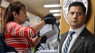 El Departamento de Justicia ha verificado a 20 000 personas que no son ciudadanas en los censos electorales de California , según un fiscal federal
