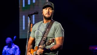 Luke Bryan's son thanks fans for prayers after painful high school football injury