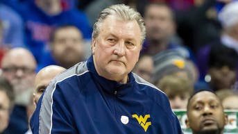 Legendary college basketball coach has progressive cognitive condition, family announces - Fox News
