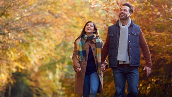 Amazon fall fashion deals: shop sweaters, loungewear and boots, 40% off or more - Fox News