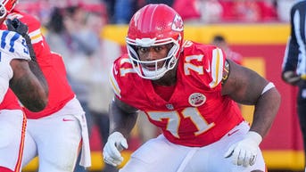 Chiefs' embattled offensive lineman told to leave meeting before being placed on injured reserve: report - Fox News