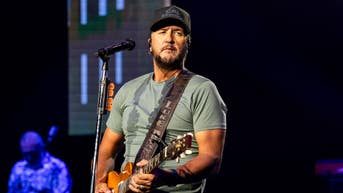 Country star's son suffers painful injury during high school football game - Fox News