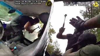 Un inmigrante ilegal hondureño acusado de agredir a agentes de l ICE e con un martillo durante un control de tráfico en Nueva Jersey - Fox News