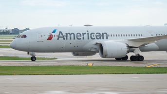 American Airlines jet blows tire at O'Hare as emergency crews rush to scene - Fox News