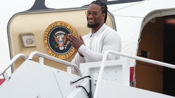 Former NFL All-Pro running back makes appearance at Trump Georgia rally - Fox News