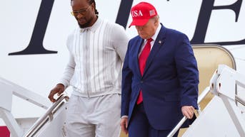 Former NFL All-Pro running back makes appearance at Trump Georgia rally - Fox News