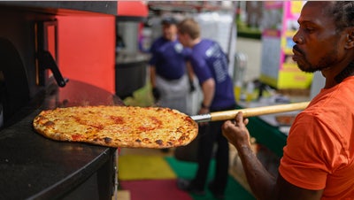 'Pizza guru' reveals why a Connecticut city is a slice above the rest - Fox News