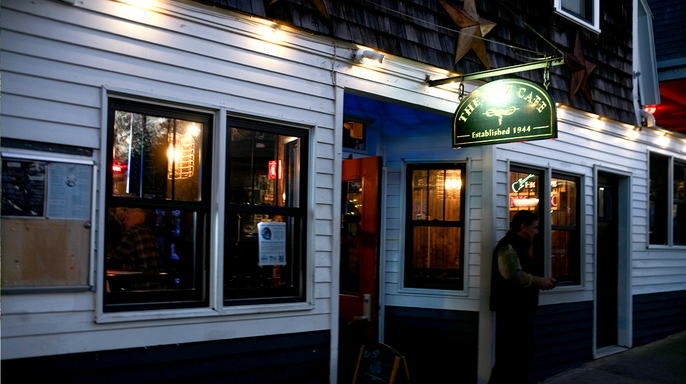Exterior of the Ritz Cafe on Circuit Avenue