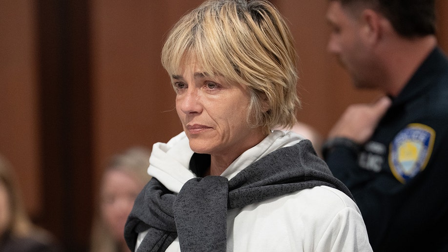 Selma Blair tendrá que comparecer ante el juez tras haber tenido, al parecer, un ataque de nervios en el avión