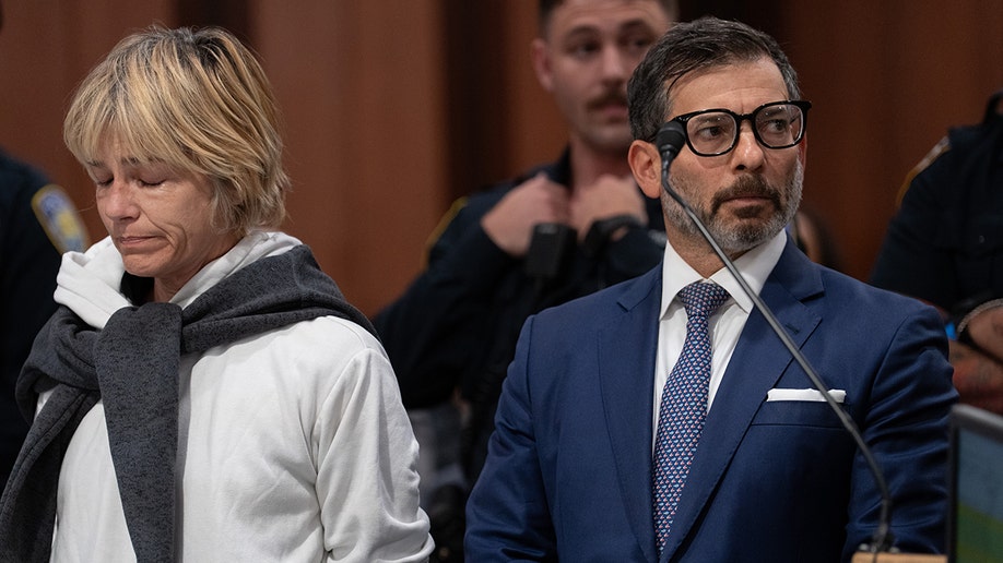 Selma Blair tendrá que comparecer ante el juez tras haber tenido, al parecer, un ataque de nervios en el avión