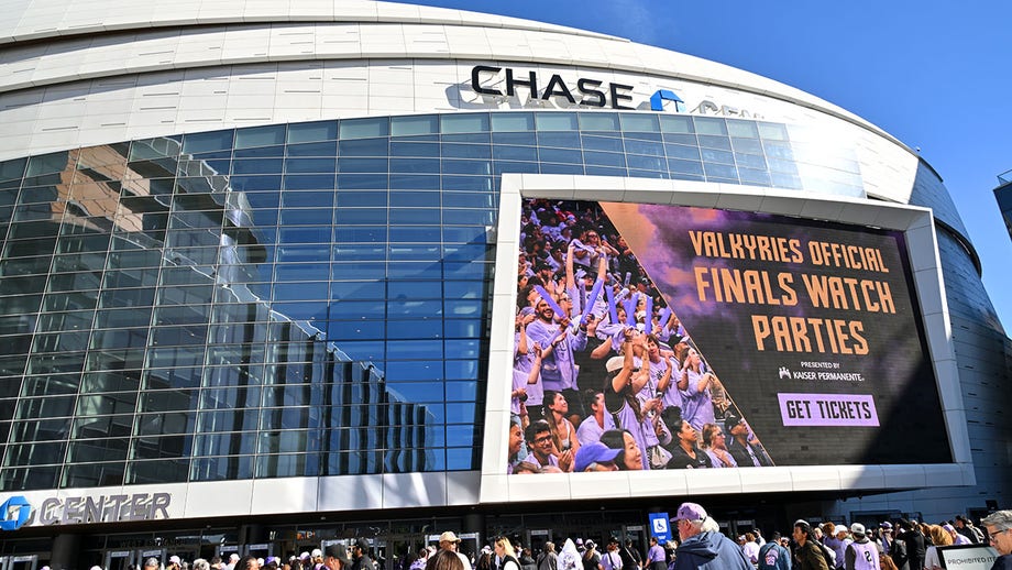 Dream and Valkyries skip national anthem again in WNBA Finals Game 2 despite rulebook requirement
