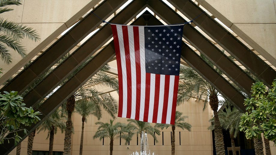 US pulls personnel from Saudi Arabia as kingdom comes under Houthi fire