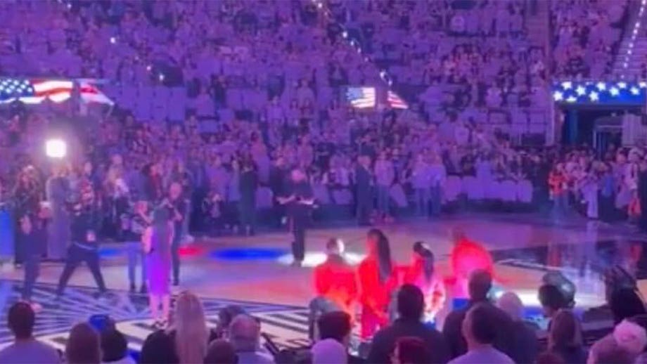 Dream and Valkyries leave court for national anthem, return seconds later at WNBA Finals