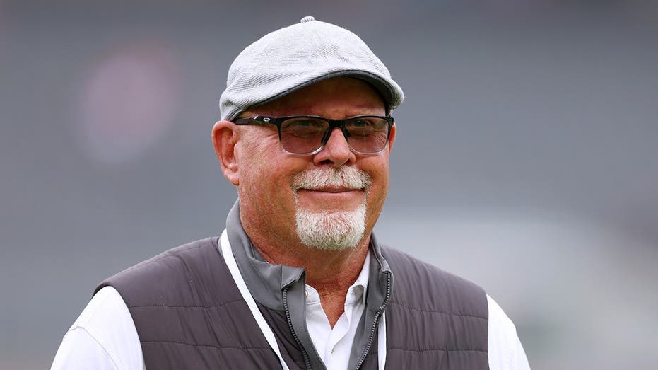'Glad to see it': Super Bowl champion Bruce Arians rips out-of-control NFL refs after two suspensions