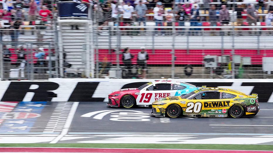 Bubba Wallace involved in violent wreck, closest NASCAR finish in 20 years & Hooters makes a disgusting call