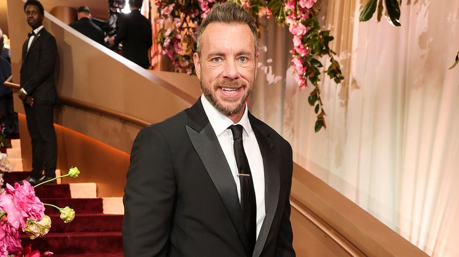 Dax Shepard admits to hitting on an A-list actress while she was still married