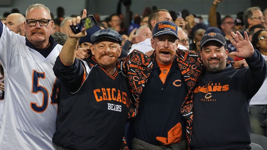 Bears fans don Mike Ditka's famous mustache as franchise legend honored at first home game since death