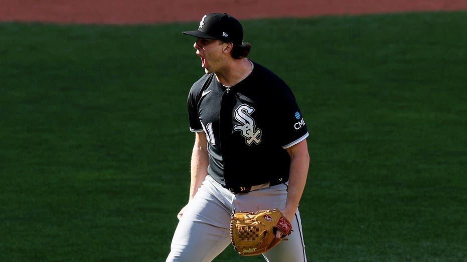 White Sox closer Grant Taylor records rare four-inning save as Chicago steals Game 1 of ALDS over Guardians