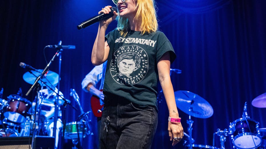 DHS fires back at Paramore's Hayley Williams after ‘f--- ICE' concert outburst