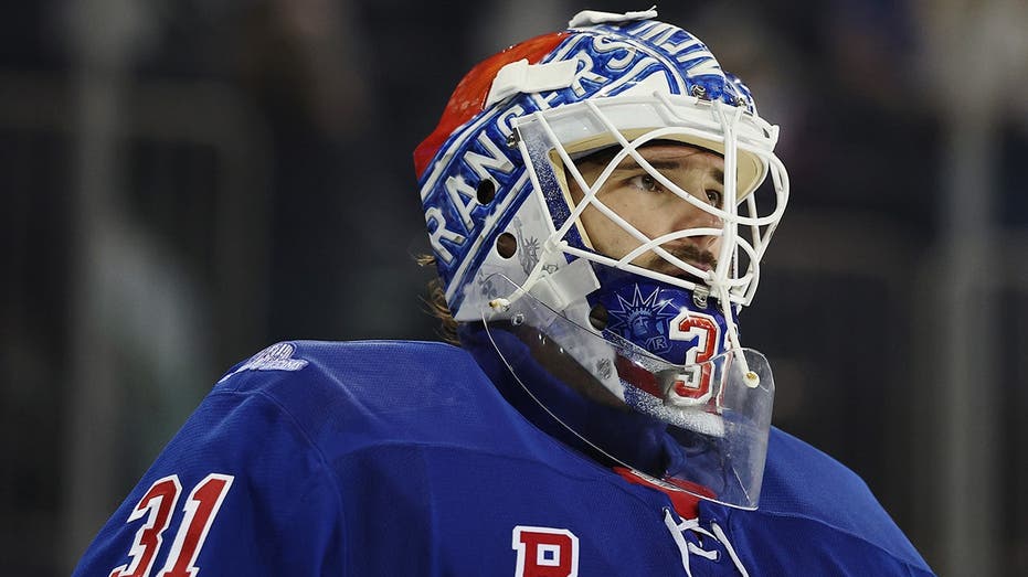 Rangers star goalie Igor Shesterkin out for the season after scary lower-body injury in loss vs Capitals