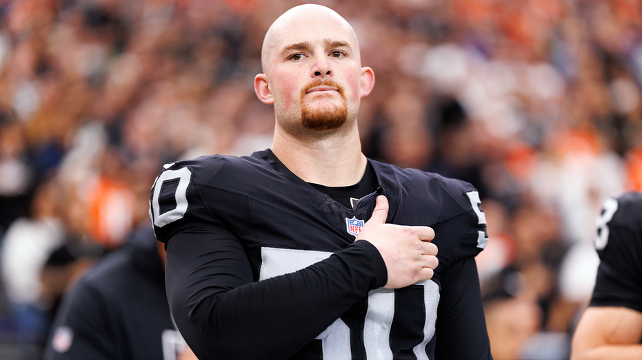 New Jaguars long snapper cuts camping trip short, scrambles for passport before Sunday's London game