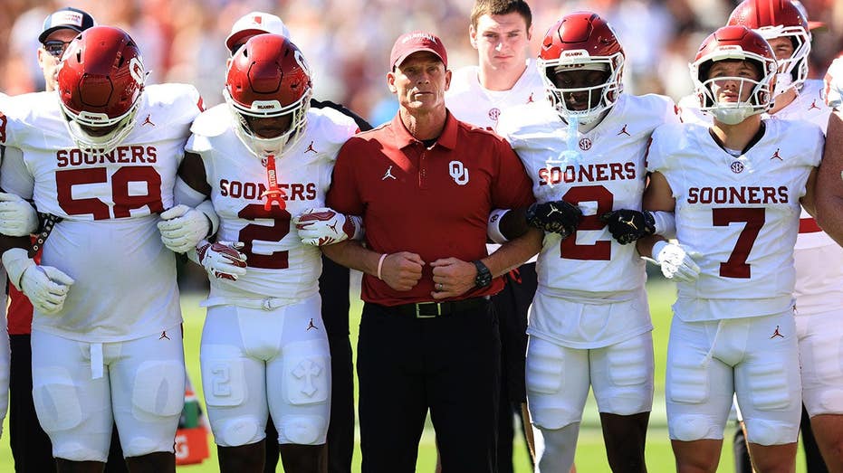 Oklahoma dismisses freshman wide receiver Jahsiear Rogers days before Red River Rivalry