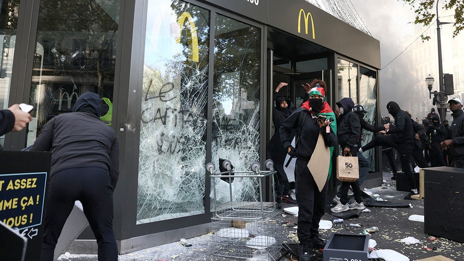 McDonald's ransacked and wrecked as stores, restaurants suffer from violence and rioting