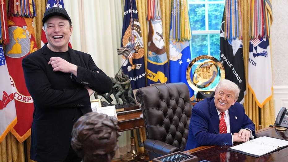 How Elon Musk got back in Trump's orbit after nuclear fallout, insiders reveal: 'Water under the bridge'