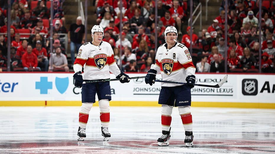 Internet owes Panthers forward Brady Tkachuk big apology after second consecutive hat trick