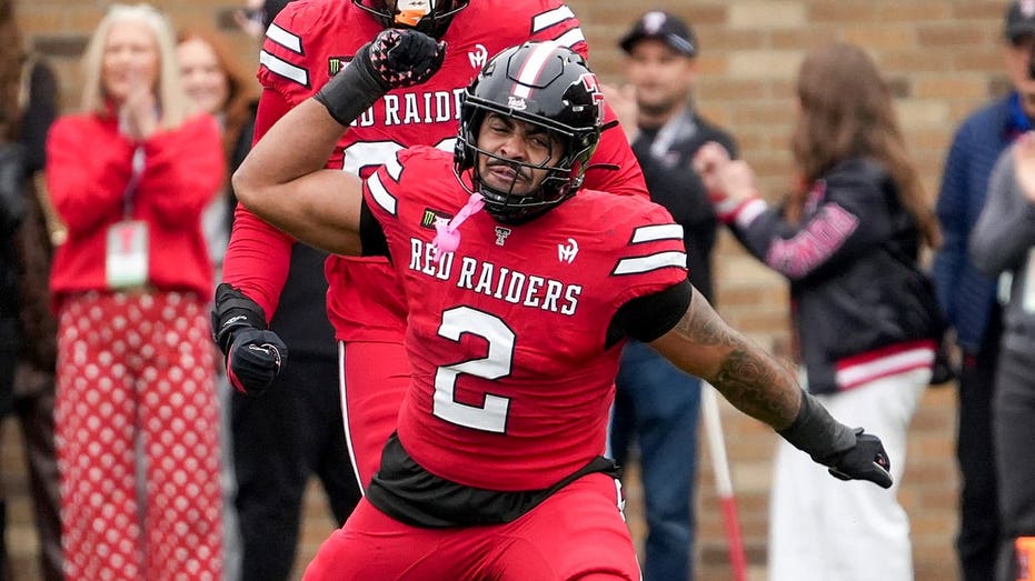 No 13 Texas Tech takes down No 22 Arizona in Big 12, delivers the Wildcats a crushing blow to CFP hopes