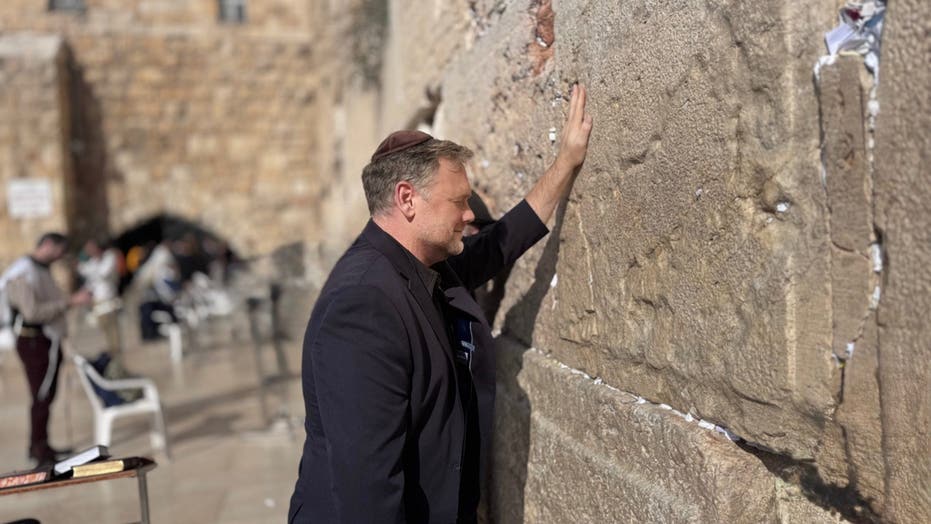 Beverly Hills school board candidate under fire over messages mocking trustee's visit to Jewish holy site